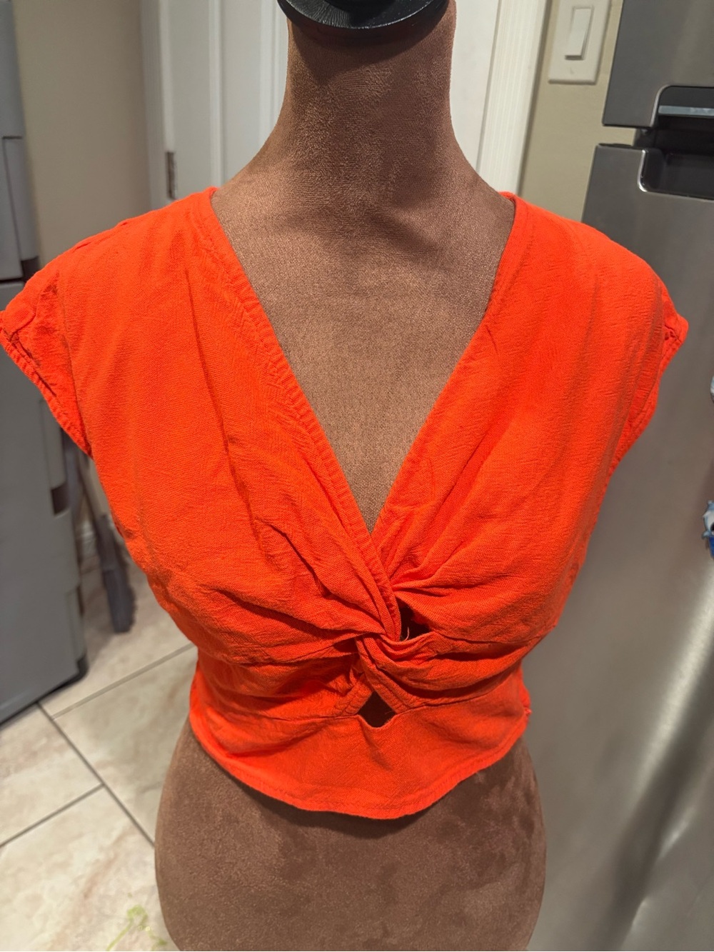 Vero Moda Bright Orange Twist-Knot V-Neck Crop Top